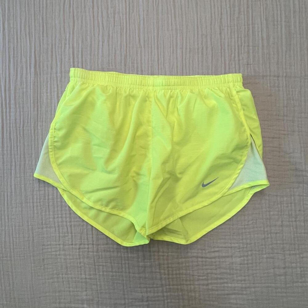 Nike women's Dri-FIT Tempo running shorts